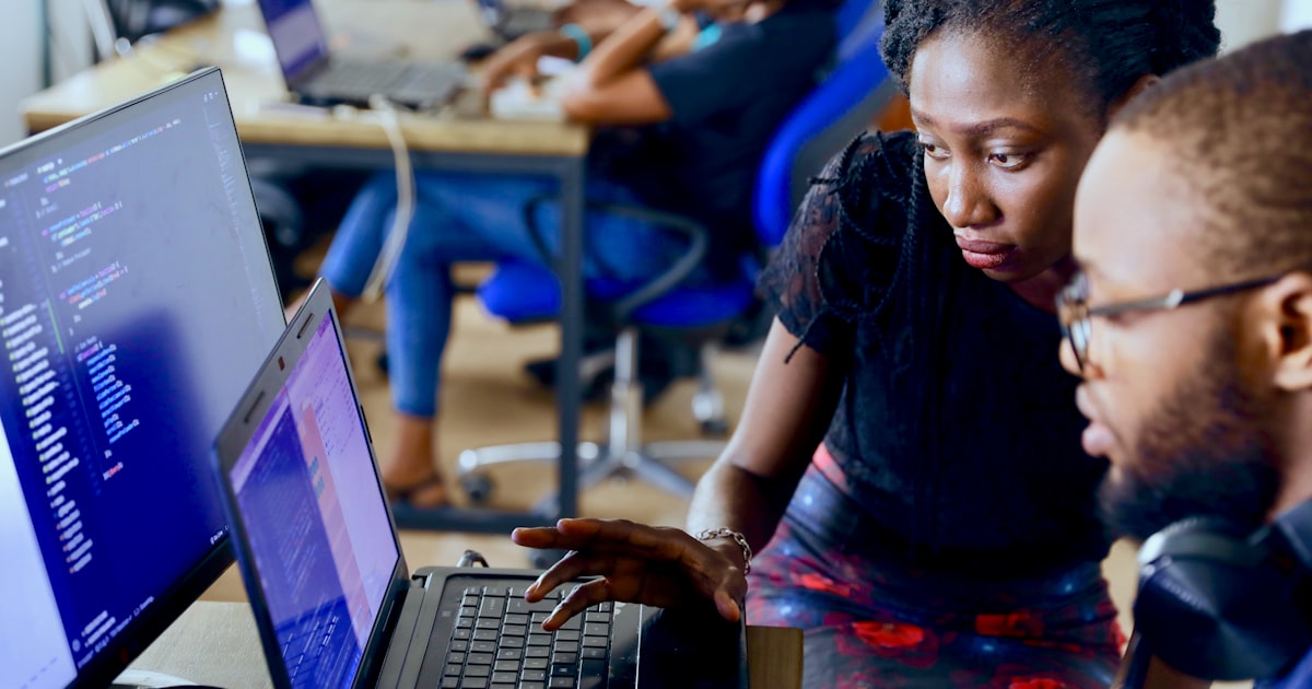 在關係裡長出影響力:跟「閱讀人」鄭俊德學習打造鐵粉的祕密